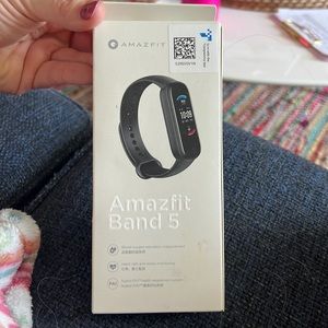 AmazFit Band 5-NEW
